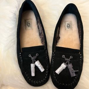 Black Ugg moccasin size 8 Brand new, never worn